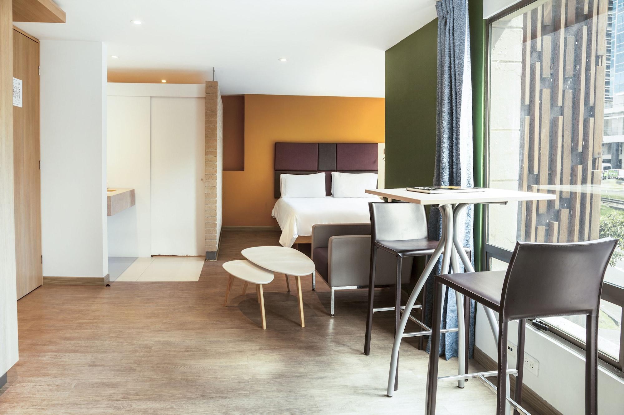 Hotel Viaggio Teleport City Suites Bogota Exterior photo